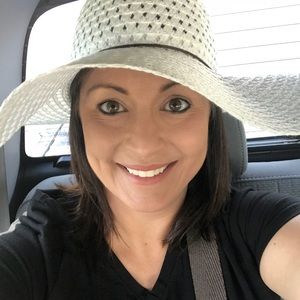 Meet your Posher, Wendy